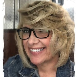 Meet your Posher, Cathy